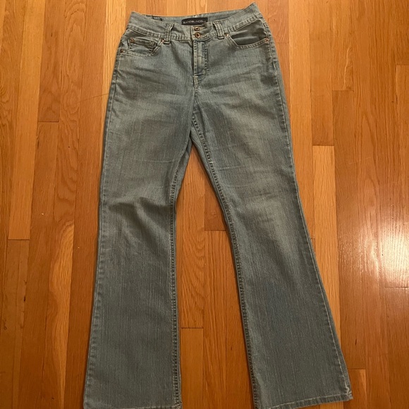 vintage bandolino blu boot cut light wash jeans - Picture 2 of 5